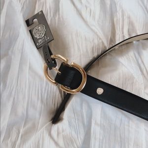 Vince Camuto belt